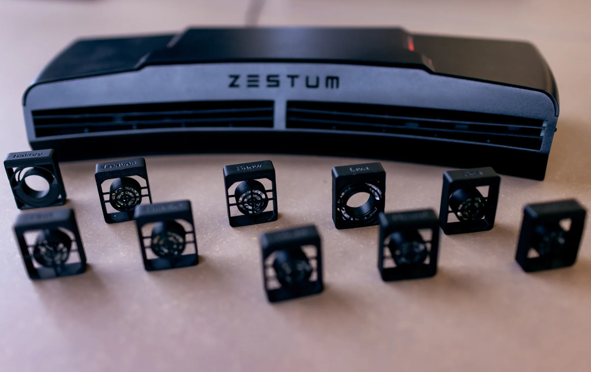 Zestum bringt Gerüche ins Gaming - KI-basierte Duft-Hardware startet auf Kickstarter 2 Zestum: KI-basierte Duft-Hardware für Gaming