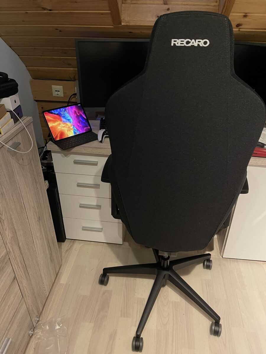 RECARO Rae Essential Black