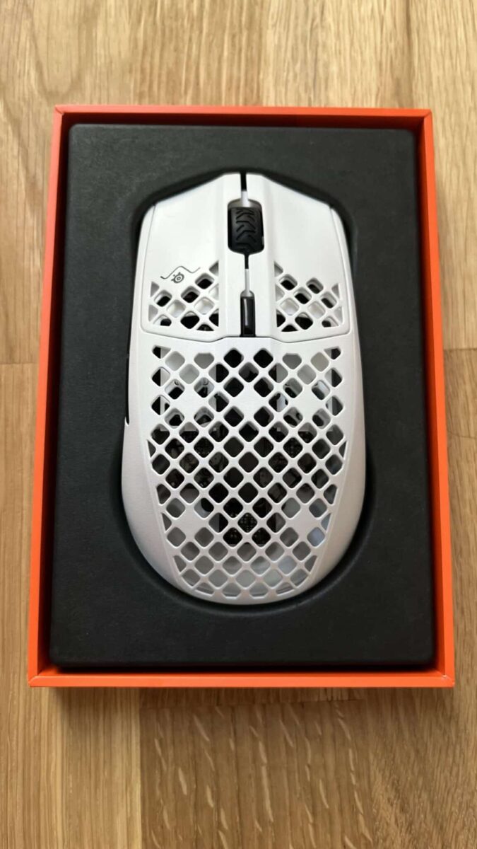 SteelSeries Aerox 3 im Test – Leichtgewicht mit sinnvollen Updates 3 SteelSeries Aerox 3 5 scaled e1657894968336